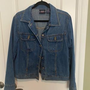 Bill blass med Jean jacket. Excellent condition